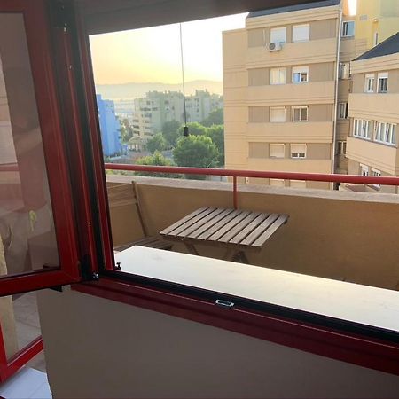 Room In A Shared Apartment Touching The Border :) La Línea de la Concepción Zewnętrze zdjęcie